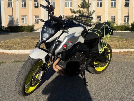 2023 CFMoto 650NK, белый, 400000 рублей, вид 1