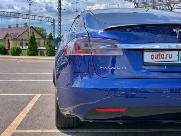 2017 Tesla Model S P100D I Рестайлинг, синий - вид 19