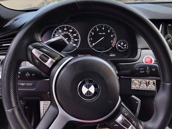 2014 BMW 5 серии 550i VI (F10/F11/F07) Рестайлинг, серый, 2800000 рублей - вид 12