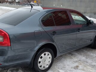 2011 Skoda Octavia II (A5) Рестайлинг, серый, 850000 рублей, вид 4