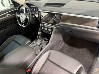 2019 Volkswagen Teramont I, белый, 3319800 рублей, вид 3