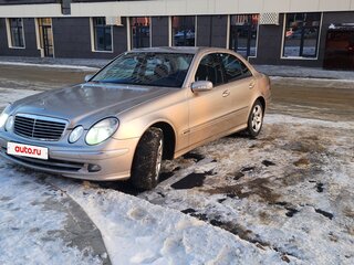 2004 Mercedes-Benz E-Класс 240 III (W211, S211), золотистый, 770000 рублей, вид 1