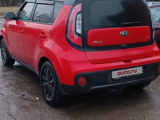 2017 Kia Soul II Рестайлинг, красный, 1450000 рублей, вид 3