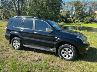 2008 Toyota Land Cruiser Prado 4-speed 120 Series Рестайлинг, чёрный, 2000000 рублей, вид 3