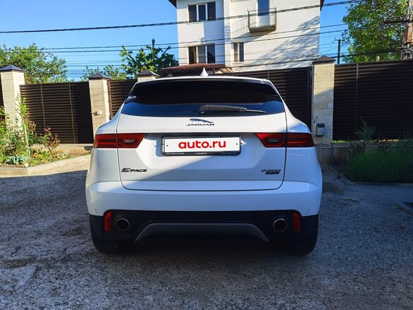 2018 Jaguar E-Pace I, белый, 2790000 рублей - вид 2