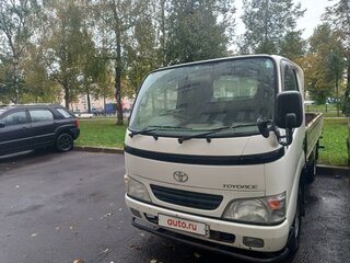 2006 Toyota Toyoace, белый, 1750000 рублей, вид 1