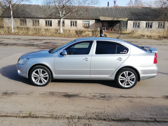2013 Skoda Octavia II (A5) Рестайлинг, серебристый - вид 10