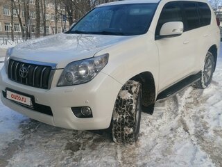 2013 Toyota Land Cruiser Prado 150 Series, серебристый, 2430000 рублей, вид 1