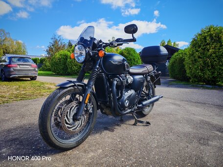 2019 Triumph Bonneville T120, чёрный, 940000 рублей, вид 2