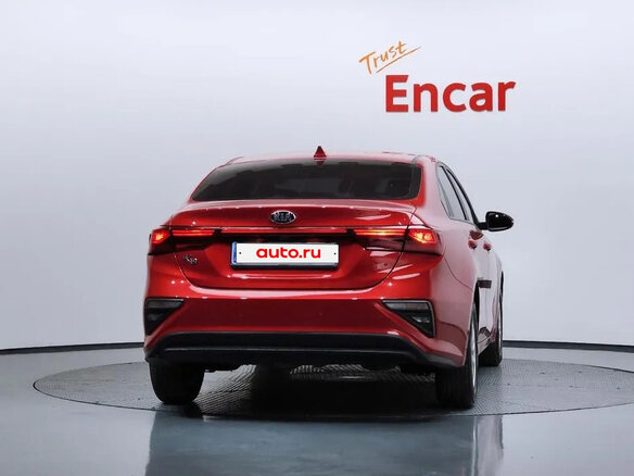 2020 Kia K3 II, пурпурный, 1450000 рублей - вид 3