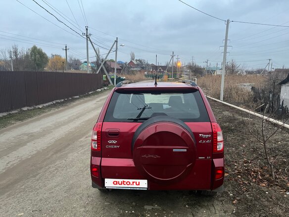 2014 Chery Tiggo (T11) I Рестайлинг (FL), красный, 750000 рублей - вид 3