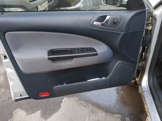 2003 Skoda Octavia I (A4) Рестайлинг, серебристый, 330000 рублей, вид 5