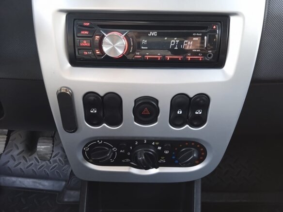 2013 Renault Logan I Рестайлинг, белый, 610000 рублей - вид 24