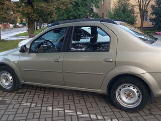 2011 Renault Logan I Рестайлинг, бежевый, 330000 рублей, вид 4