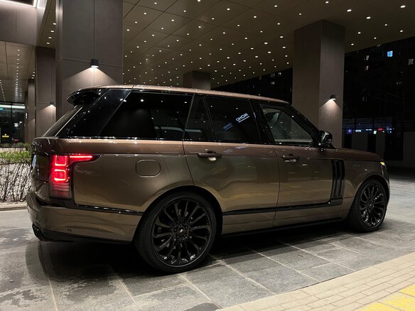 2013 Land Rover Range Rover IV, золотистый, 3250000 рублей - вид 3
