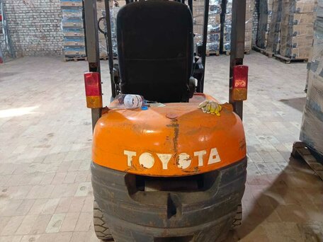 1999 Toyota Газовые и газ-бензиновые, оранжевый, 500000 рублей, вид 1