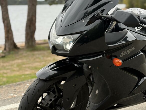 2008 Kawasaki Ninja 250R, чёрный, 260000 рублей - вид 2