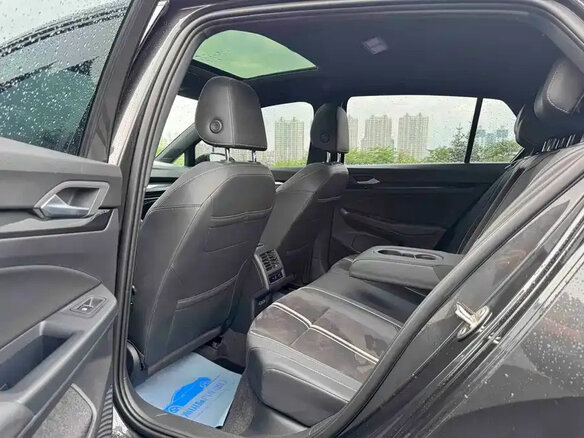 2023 Volkswagen Golf VIII, чёрный, 1860000 рублей - вид 19