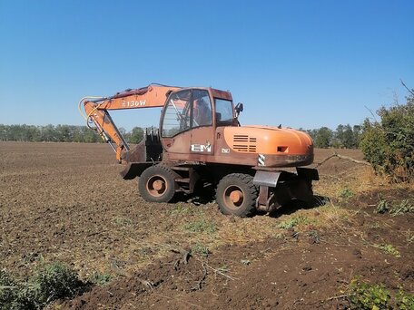 2007 ЭксМаш E130, оранжевый, 2100000 рублей, вид 2