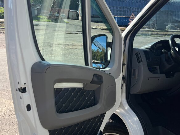 2009 Peugeot Boxer, белый, 1350000 рублей - вид 5