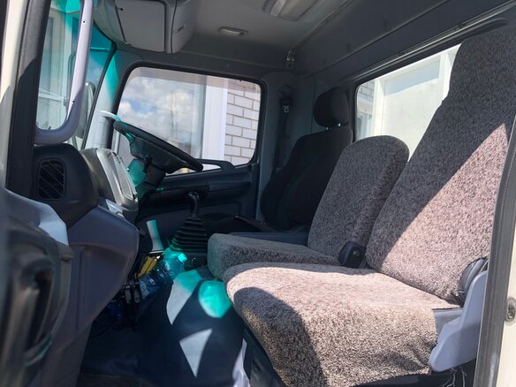 2004 Hino Series 500 (Ranger), белый, 4200000 рублей - вид 22