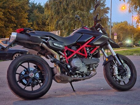 2010 Ducati Hypermotard, чёрный, 500000 рублей, вид 1