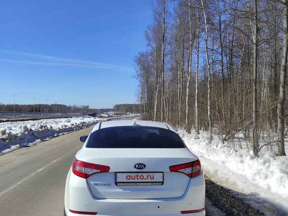 2013 Kia Optima III Рестайлинг, белый, 2500000 рублей - вид 5