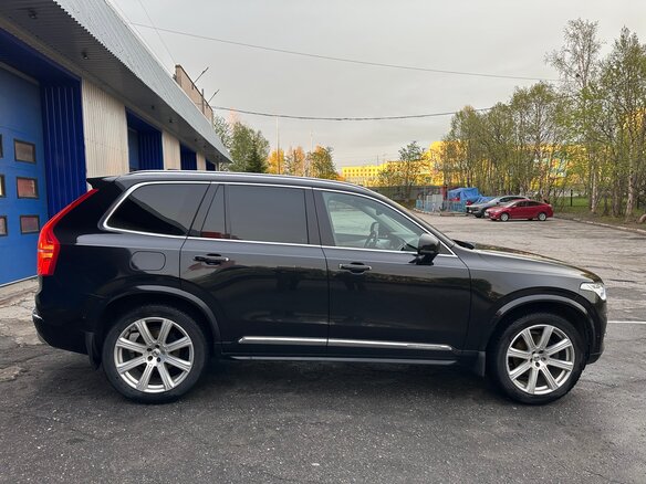 2016 Volvo XC90 II, чёрный, 4700000 рублей - вид 2