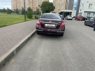 2010 Nissan Teana II (J32), красный, 900000 рублей, вид 3