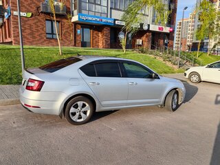 2017 Skoda Octavia III (A7) Рестайлинг, серебристый, 1950000 рублей, вид 5