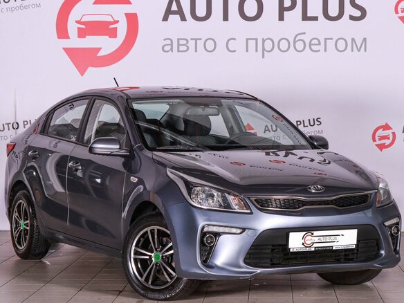 2018 Kia Rio IV, серый