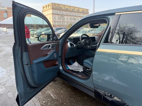 2025 BMW XM, серый, 16590000 рублей, вид 5