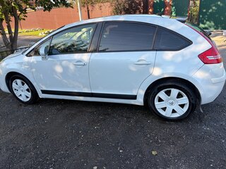 2008 Citroen C4 I Рестайлинг, белый, 435000 рублей, вид 4