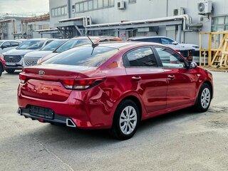 2020 Kia Rio IV Рестайлинг, красный, 1292000 рублей, вид 3
