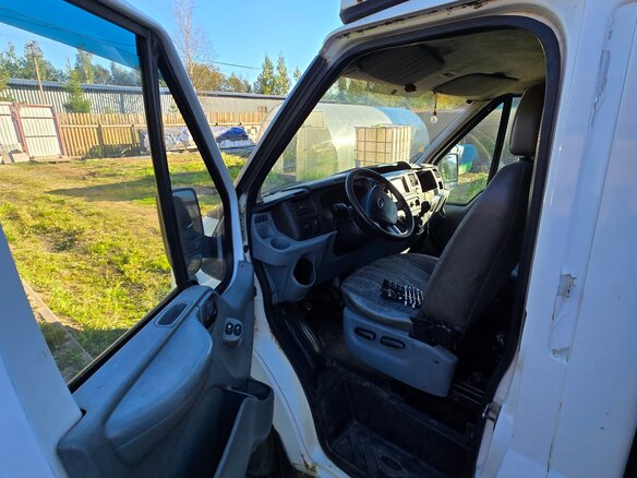 2010 Ford Transit, белый, 920000 рублей - вид 1