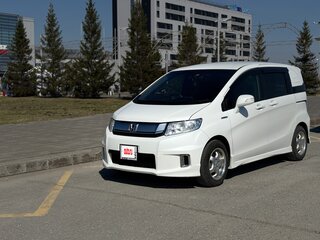 2014 Honda Freed I Рестайлинг 2, белый, 1100000 рублей, вид 1