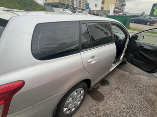2009 Toyota Corolla Fielder X (E140, E150) Рестайлинг, серый, 850000 рублей, вид 5