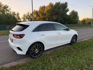 2019 Kia Ceed III, белый, 1620000 рублей, вид 5
