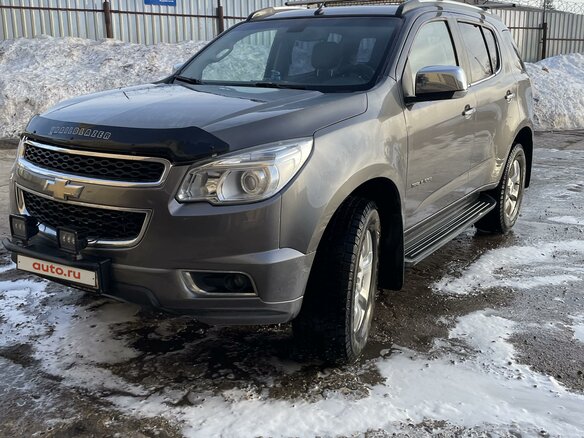 2013 Chevrolet TrailBlazer II, серый, 1750000 рублей - вид 6