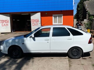 2014 Lada (ВАЗ) Priora I Рестайлинг, белый, 430000 рублей, вид 3