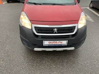 2016 Peugeot Partner II Рестайлинг 2, красный, 700000 рублей, вид 3