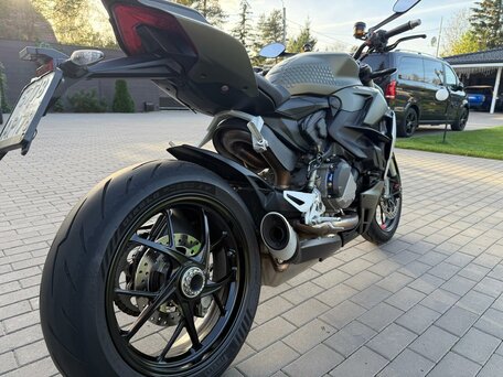 2022 Ducati Streetfighter V2, зелёный, 1800000 рублей, вид 2