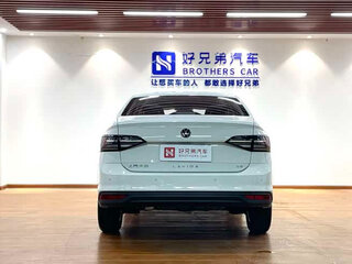 2023 Volkswagen Lavida XR, белый, 1130000 рублей, вид 4