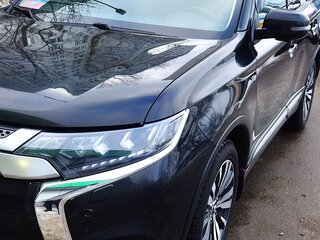 2019 Mitsubishi Outlander III Рестайлинг 3, чёрный, 3500000 рублей, вид 2