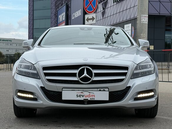 2012 Mercedes-Benz CLS 350 II (C218), серый, 2497000 рублей - вид 4