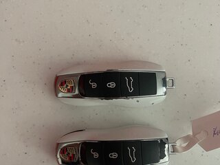 2016 Porsche Cayenne S E-Hybrid II Рестайлинг (958), белый, 3800000 рублей, вид 5