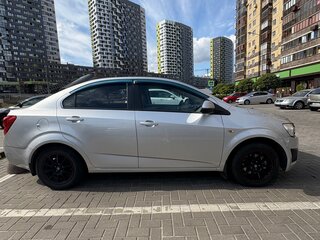 2012 Chevrolet Aveo II, серебристый, 400000 рублей, вид 5
