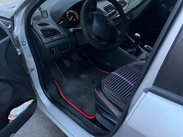 2012 Renault Fluence I, серый, 625000 рублей - вид 6