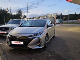 2017 Toyota Prius PHV ZVW52 Prime IV (XW50), серый, 2500000 рублей, вид 5