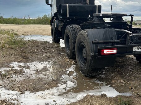 2013 Iveco Trakker, белый, 5300000 рублей, вид 4